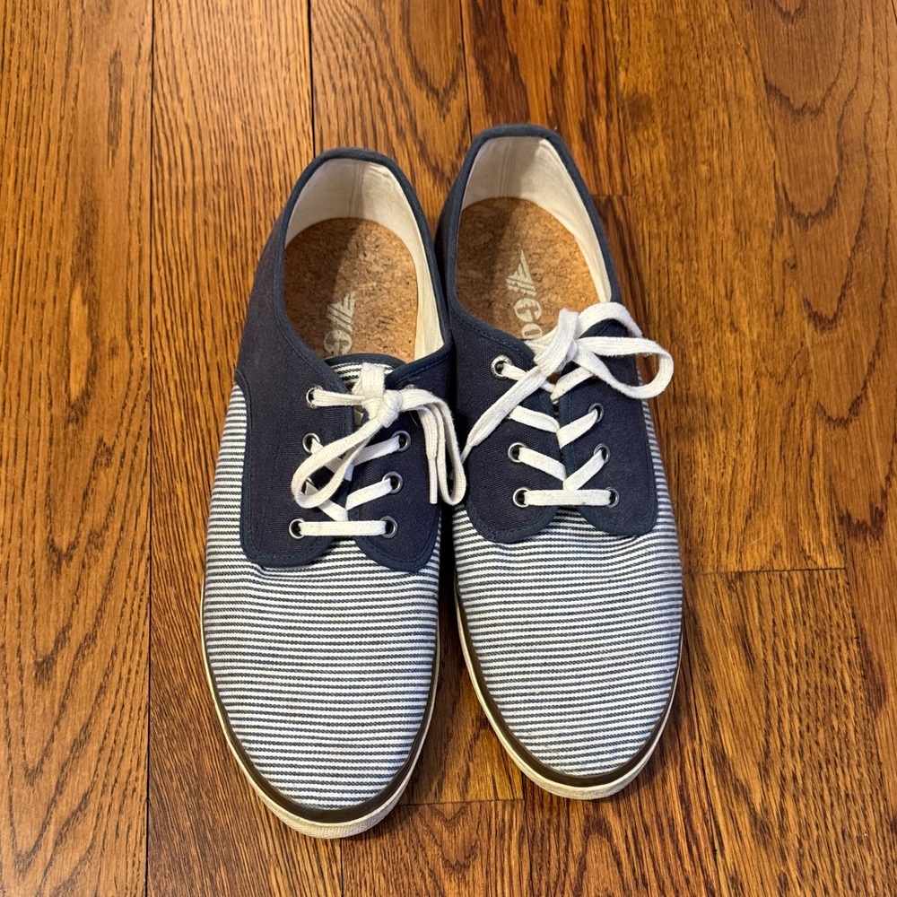 Navy and White Striped Men's Shoes Size 12